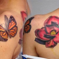 blumen und Schmetterlinge Tattoo - Flashback Tattoo Studio Friedrichshain Berlin